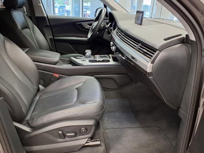 2019 Audi Q7 45 SE Premium Plus quattro