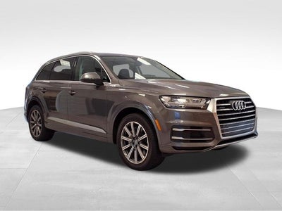 2019 Audi Q7 45 SE Premium Plus quattro