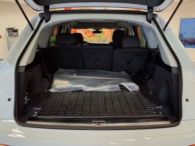 2023 Audi Q7 55 Premium Plus quattro