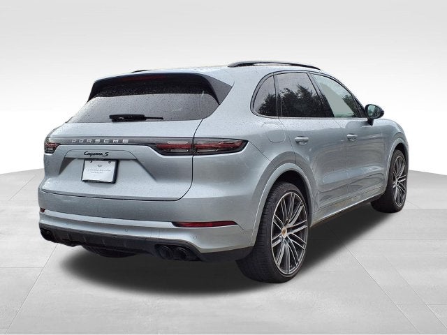 2022 Porsche Cayenne S