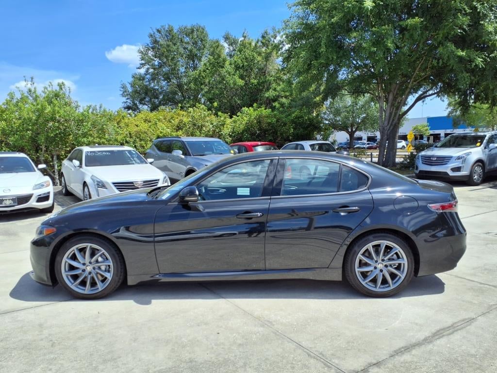 2025 Alfa Romeo Giulia Base CTA