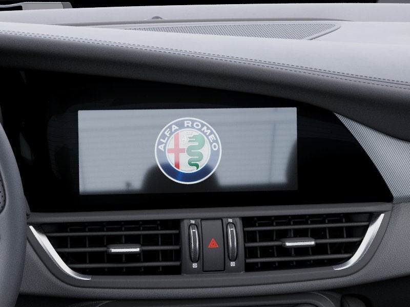 2025 Alfa Romeo Giulia Base CTA