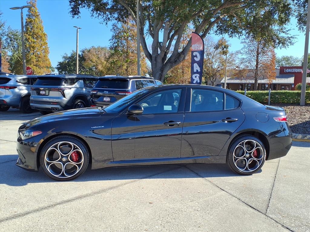 2025 Alfa Romeo Giulia Base