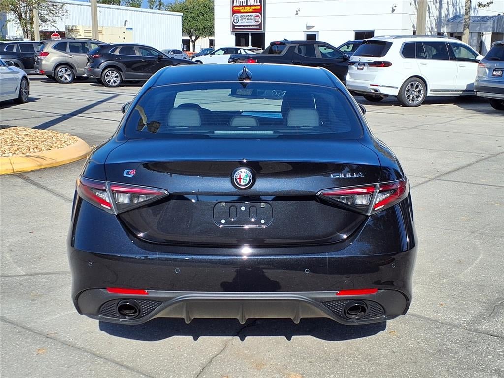 2025 Alfa Romeo Giulia Base