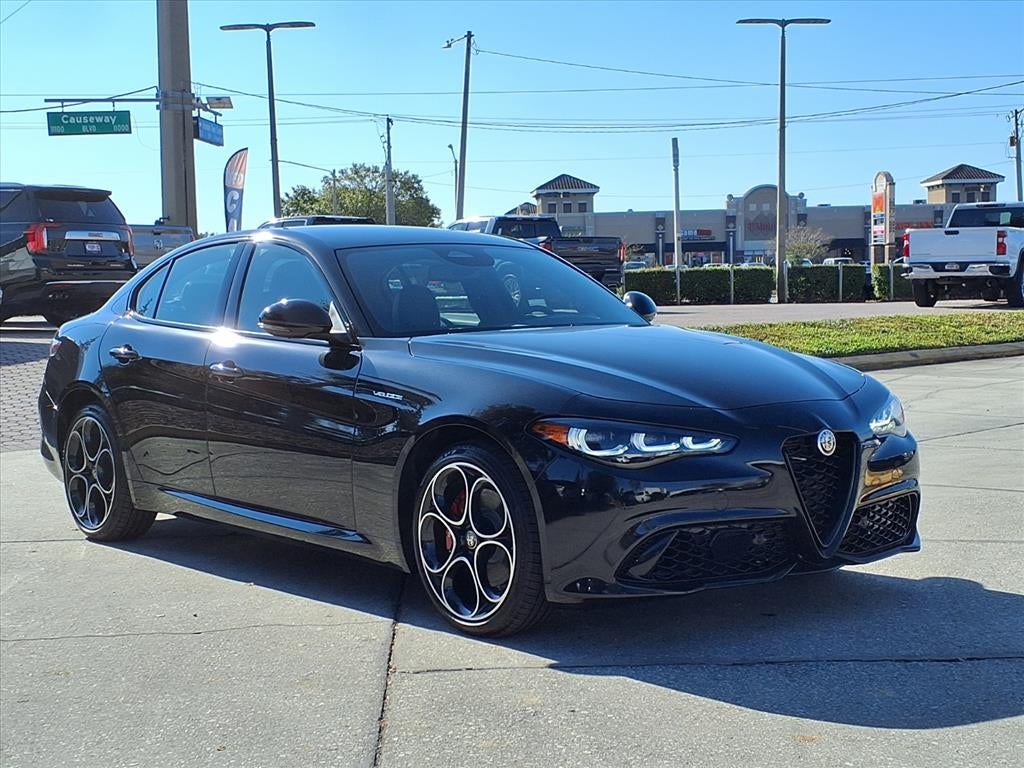 2025 Alfa Romeo Giulia Base