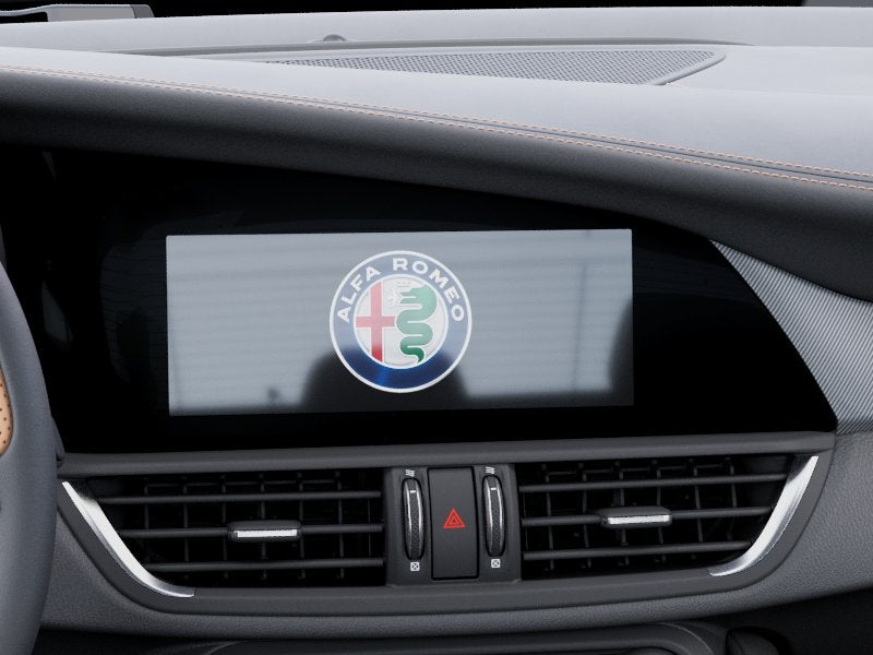 2025 Alfa Romeo Giulia Intensa