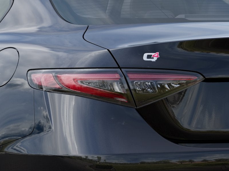 2025 Alfa Romeo Giulia Intensa