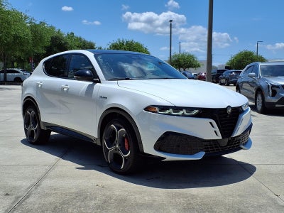 2026 Alfa Romeo Tonale Base