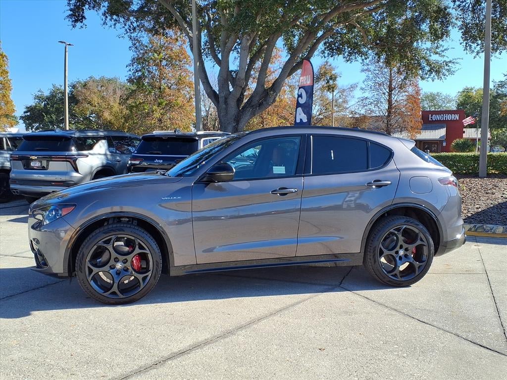 2025 Alfa Romeo Stelvio Veloce